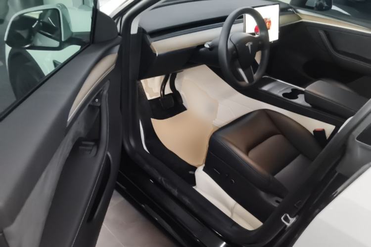 Used Tesla Model Y 2022 Revised Version Rear-Wheel Drive Driver Seat