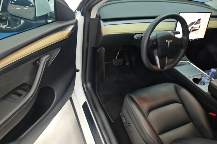Used Tesla Model Y 2022 Revised Version Rear-Wheel Drive Driver Seat