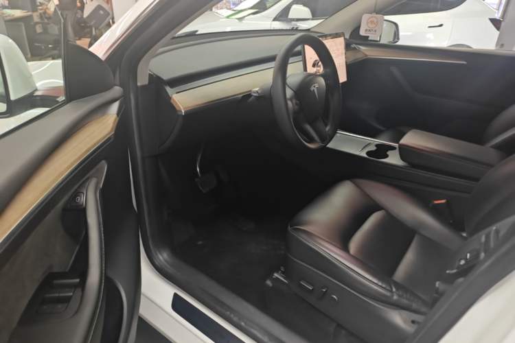 Used Tesla Model Y 2022 Rear-Wheel-Drive Version Driver Seat