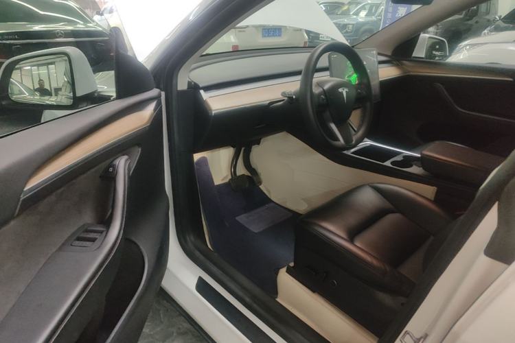 Used Tesla Model Y 2022 Rear-Wheel-Drive Version Driver Seat