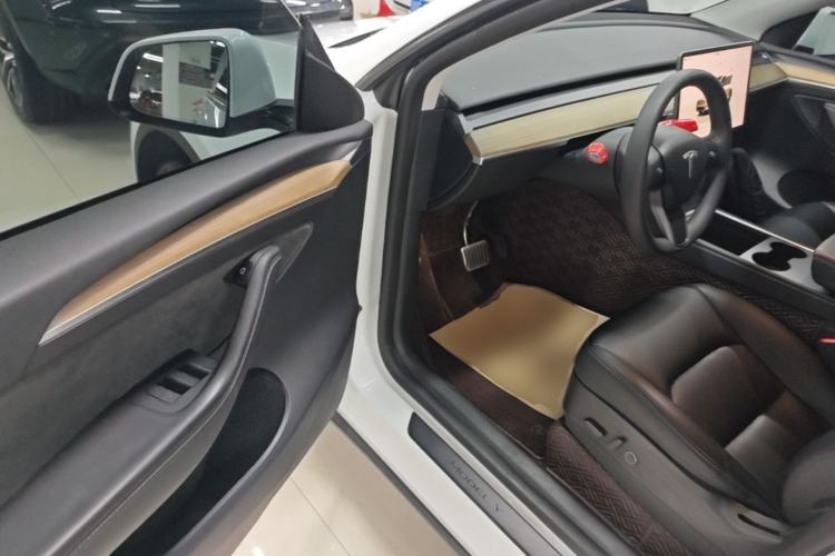 Used Tesla Model Y 2022 Revised Version Rear-Wheel Drive Driver Seat