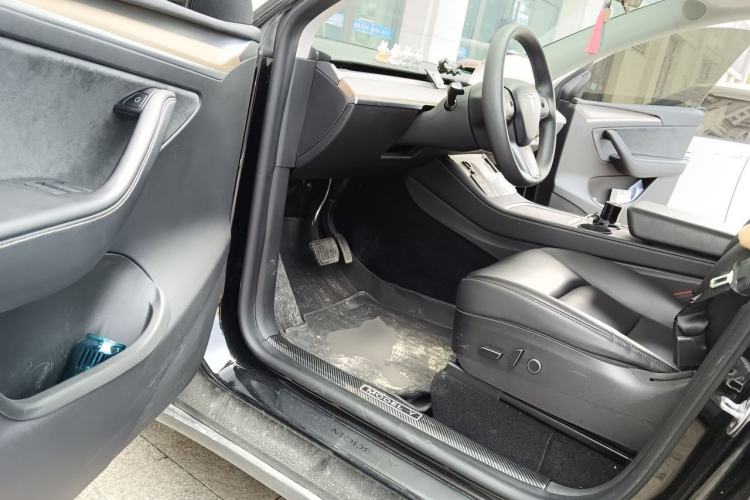 Used Tesla Model Y 2022 Revised Version Rear-Wheel Drive Driver Seat