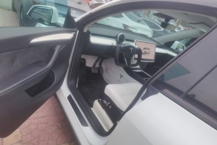 Used Tesla Model Y 2022 Revised Version Rear-Wheel Drive Driver Seat