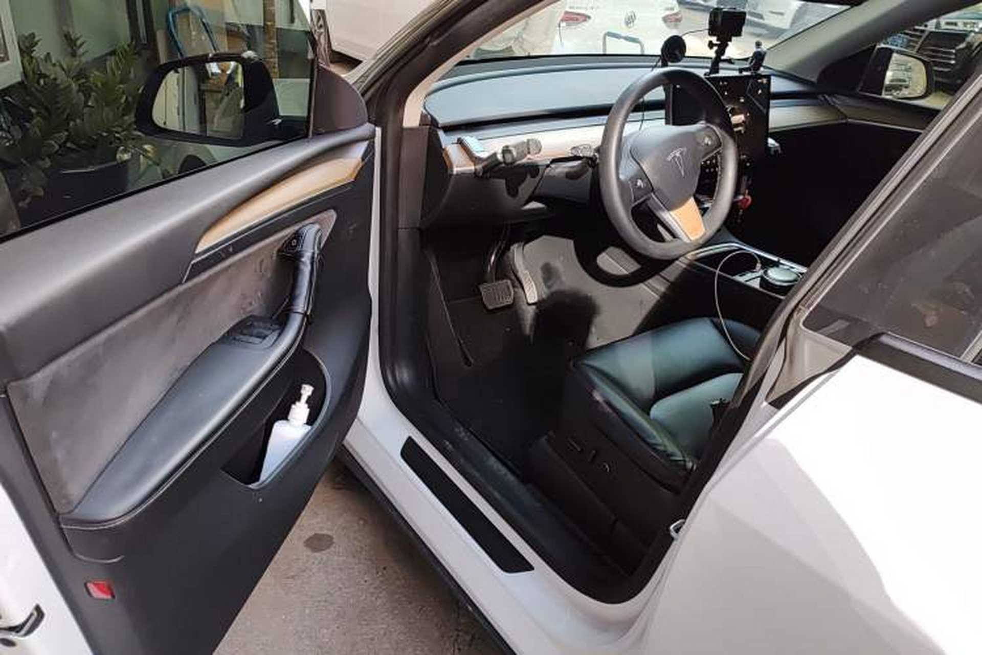 Used Tesla Model Y 2022 Rear-Wheel-Drive Version Driver Seat