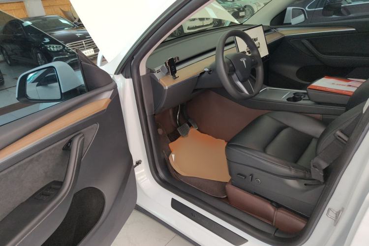 Used Tesla Model Y 2022 Revised Version Rear-Wheel Drive Driver Seat