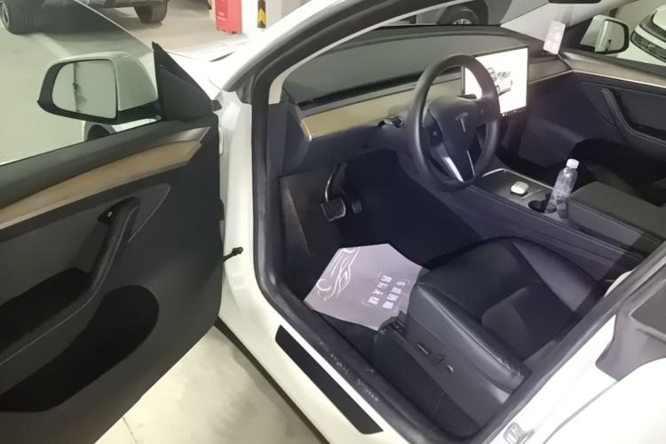 Used Tesla Model Y 2022 Revised Version Rear-Wheel Drive Driver Seat