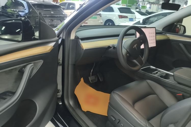 Used Tesla Model Y 2022 Revised Version Rear-Wheel Drive Driver Seat
