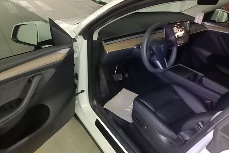 Used Tesla Model Y 2022 Revised Version Rear-Wheel Drive Driver Seat