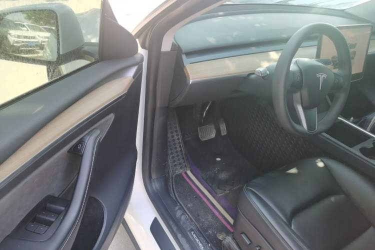 Used Tesla Model Y 2022 Rear-Wheel-Drive Version Driver Seat