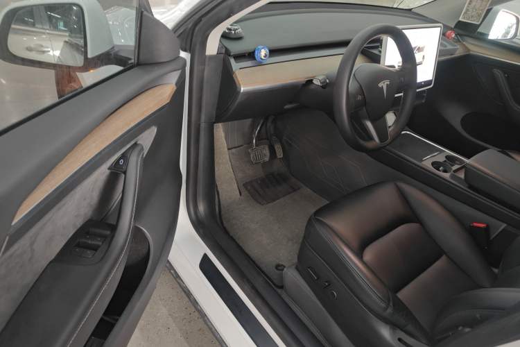 Used Tesla Model Y 2022 Revised Version Rear-Wheel Drive Driver Seat