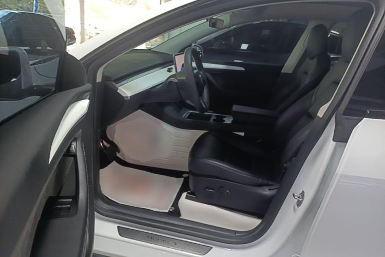 Used Tesla Model Y 2022 Rear-Wheel-Drive Version Driver Seat