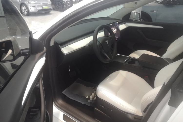 Used Tesla Model Y 2022 Revised Version Rear-Wheel Drive Driver Seat