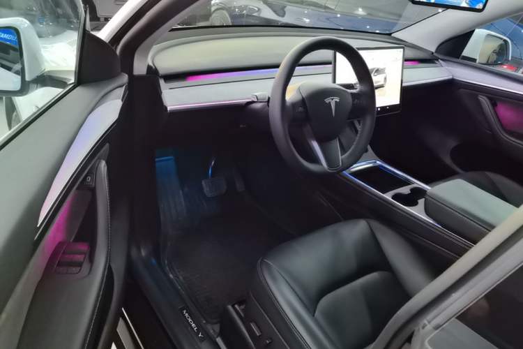 Used Tesla Model Y 2022 Revised Version Rear-Wheel Drive Driver Seat