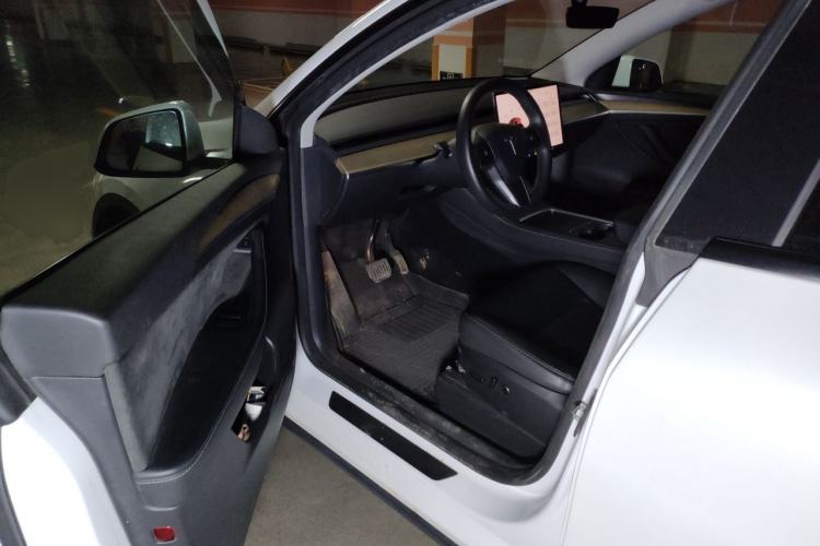 Used Tesla Model Y 2022 Revised Version Rear-Wheel Drive Driver Seat