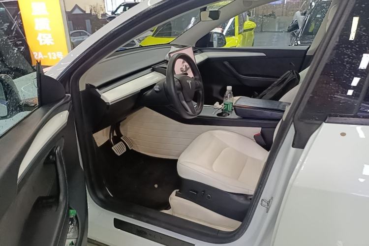 Used Tesla Model Y 2022 Performance High-Performance All-Wheel-Drive Version Driver Seat