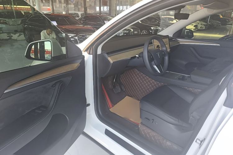 Used Tesla Model Y 2022 Rear-Wheel-Drive Version Driver Seat