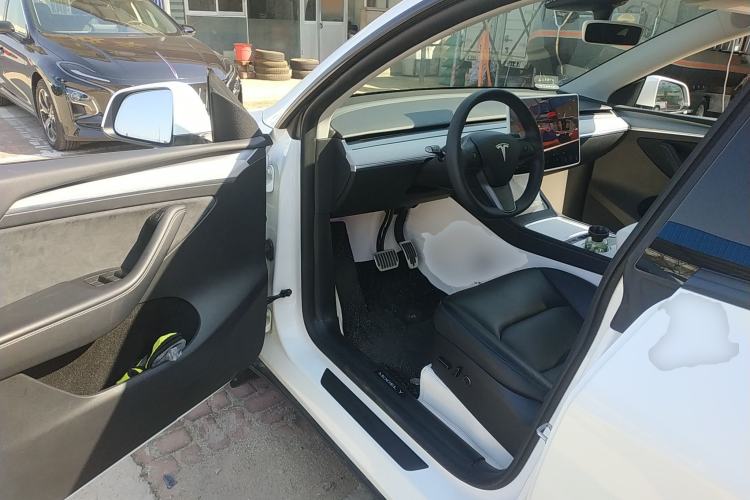 Used Tesla Model Y 2022 Revised Version Rear-Wheel Drive Driver Seat