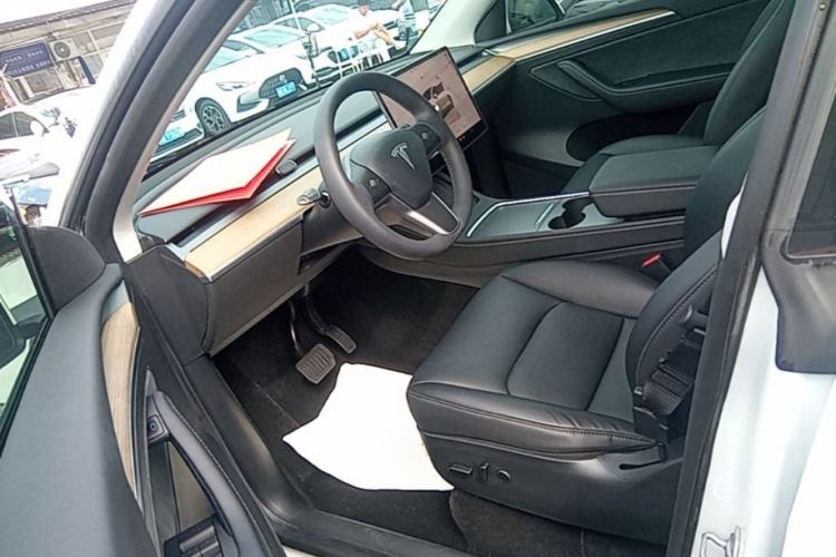 Used Tesla Model Y 2022 Revised Version Rear-Wheel Drive Driver Seat