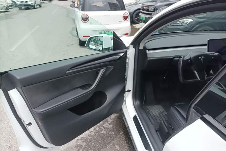 Used Tesla Model Y 2022 Revised Version Rear-Wheel Drive Driver Seat