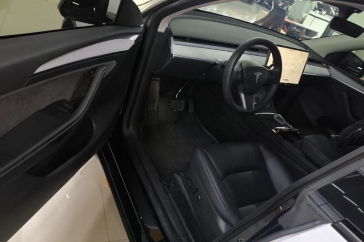Used Tesla Model Y 2022 Rear-Wheel-Drive Version Driver Seat