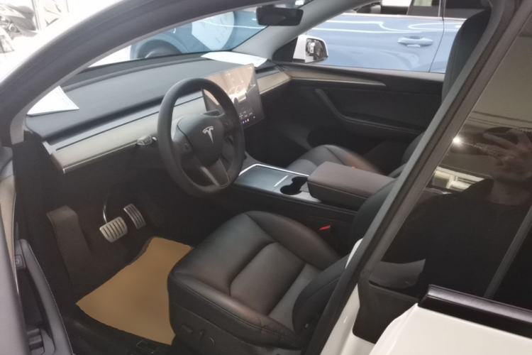 Used Tesla Model Y 2022 Performance High-Performance All-Wheel-Drive Version Driver Seat