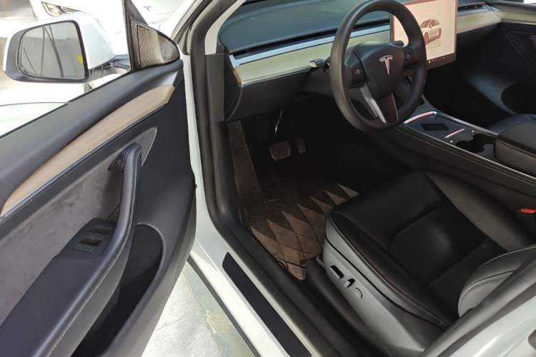 Used Tesla Model Y 2022 Revised Version Long-Range All-Wheel Drive Driver Seat