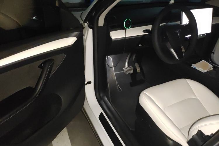 Used Tesla Model Y 2022 Revised Version Long-Range All-Wheel Drive Driver Seat