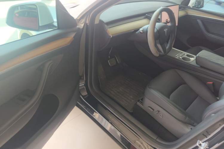 Used Tesla Model Y 2022 Revised Version Rear-Wheel Drive Driver Seat