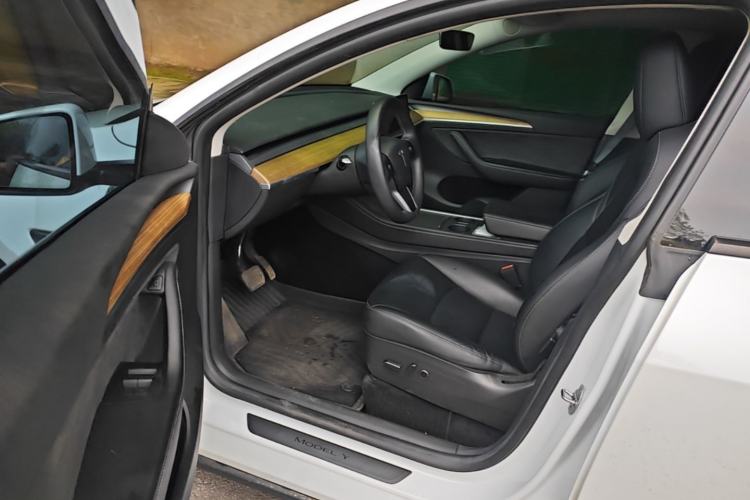 Used Tesla Model Y 2022 Revised Version Rear-Wheel Drive Driver Seat