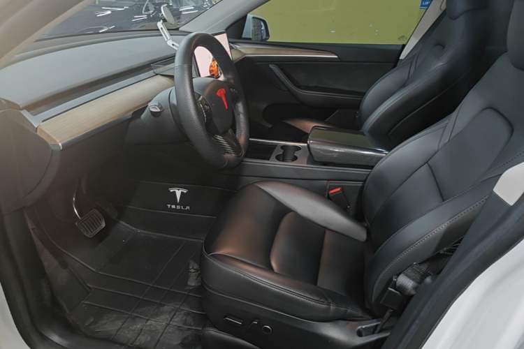 Used Tesla Model Y 2022 Revised Version Rear-Wheel Drive Driver Seat