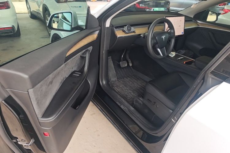 Used Tesla Model Y 2022 Revised Version Rear-Wheel Drive Driver Seat