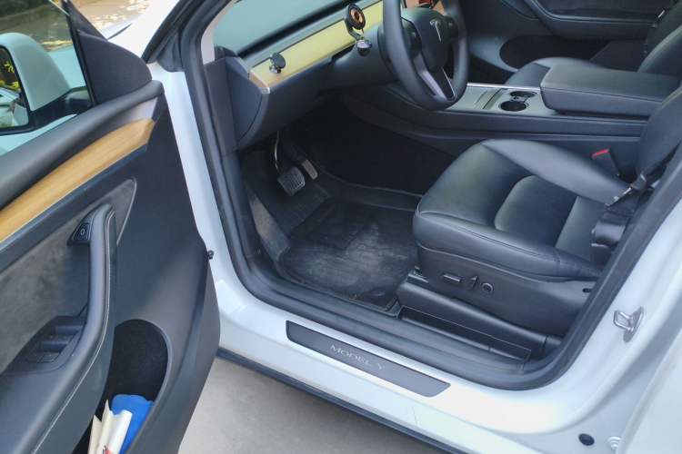 Used Tesla Model Y 2022 Revised Version Rear-Wheel Drive Driver Seat