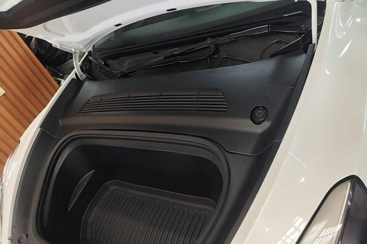 Used Tesla Model Y 2022 Revised Version Rear-Wheel Drive Engine Bay