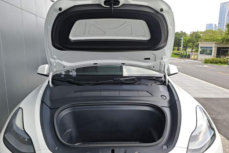 Used Tesla Model Y 2022 Revised Version Rear-Wheel Drive Engine Bay