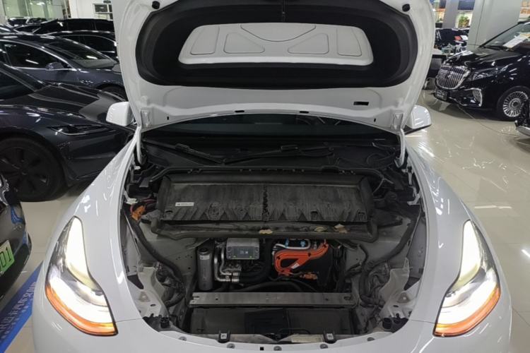 Used Tesla Model Y 2022 Rear-Wheel-Drive Version Engine Bay