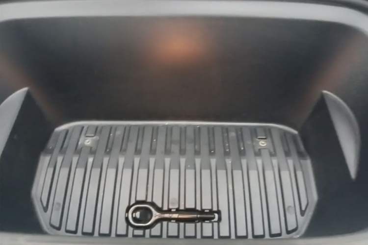 Used Tesla Model Y 2022 Revised Version Rear-Wheel Drive Engine Bay