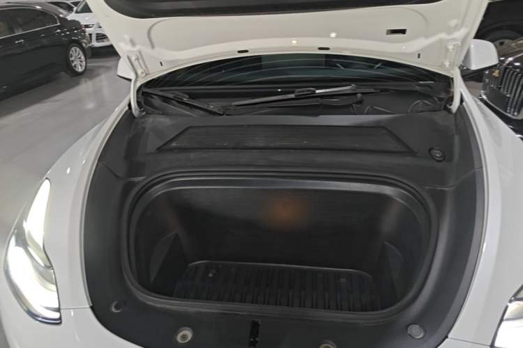 Used Tesla Model Y 2022 Revised Version Rear-Wheel Drive Engine Bay