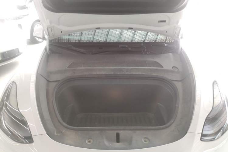 Used Tesla Model Y 2022 Revised Version Rear-Wheel Drive Engine Bay
