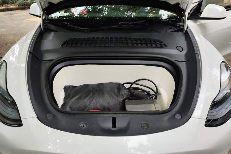 Used Tesla Model Y 2022 Revised Version Rear-Wheel Drive Engine Bay