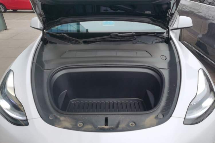 Used Tesla Model Y 2022 Revised Version Long-Range All-Wheel Drive Engine Bay