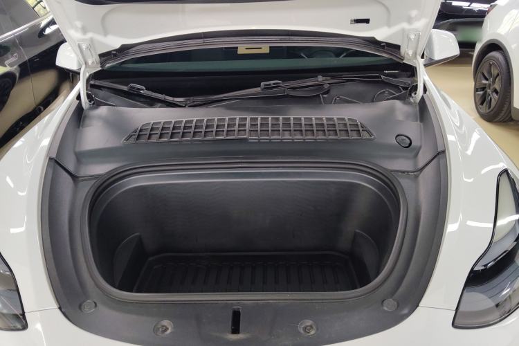 Used Tesla Model Y 2022 Revised Version Rear-Wheel Drive Engine Bay