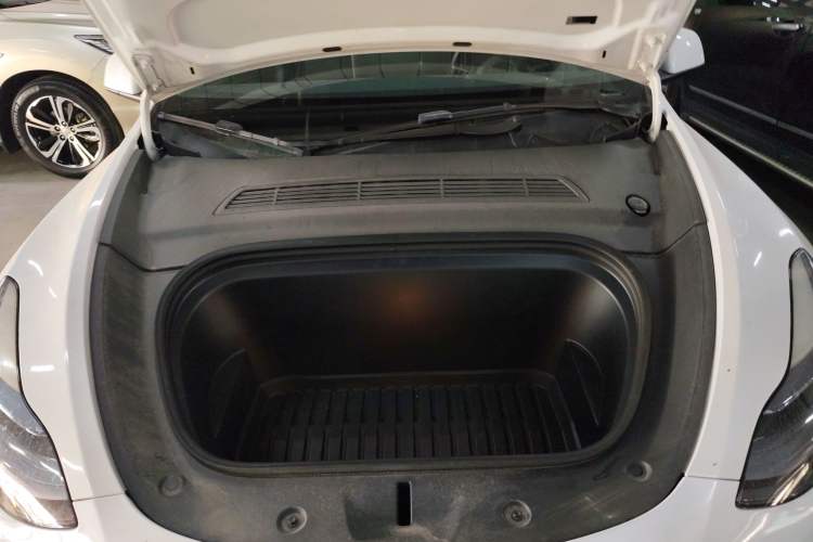 Used Tesla Model Y 2022 Revised Version Rear-Wheel Drive Engine Bay
