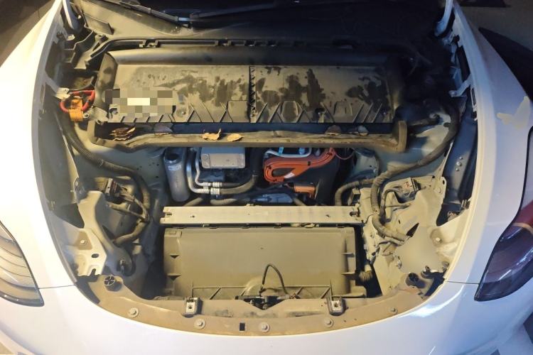 Used Tesla Model Y 2022 Performance High-Performance All-Wheel-Drive Version Engine Bay