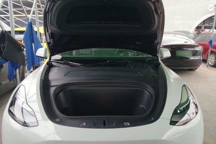 Used Tesla Model Y 2022 Rear-Wheel-Drive Version Engine Bay