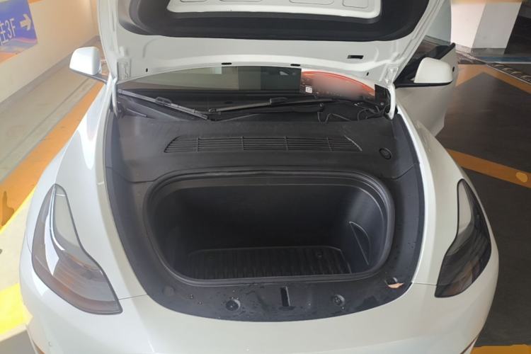 Used Tesla Model Y 2022 Rear-Wheel-Drive Version Engine Bay