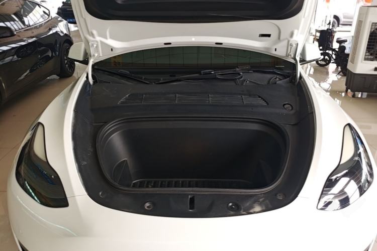 Used Tesla Model Y 2022 Rear-Wheel-Drive Version Engine Bay