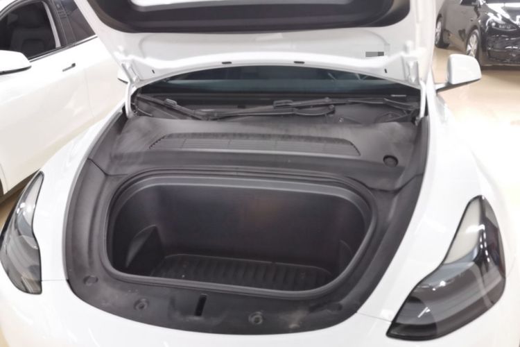 Used Tesla Model Y 2022 Performance High-Performance All-Wheel-Drive Version Engine Bay