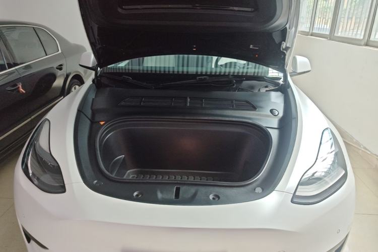 Used Tesla Model Y 2022 Rear-Wheel-Drive Version Engine Bay