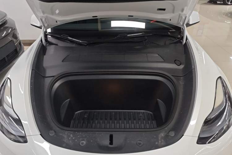 Used Tesla Model Y 2022 Revised Version Rear-Wheel Drive Engine Bay