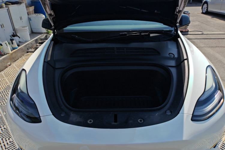 Used Tesla Model Y 2022 Revised Version Rear-Wheel Drive Engine Bay